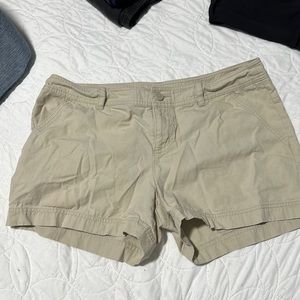 Columbia Khaki Outdoor Shorts